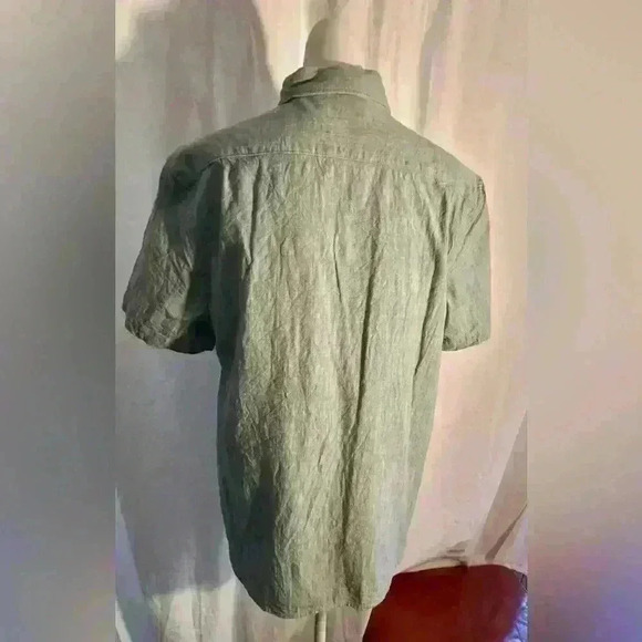 Casual men’s button down shirt - Picture 3 of 3